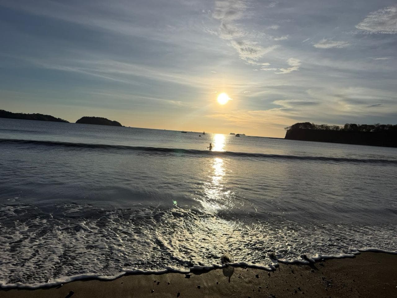Playa Potrero en un día despejado